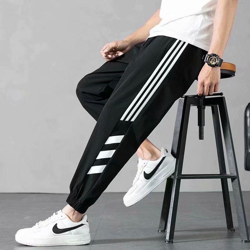 Men's autumn loose 9-inch casual pants, trendy striped campus loose tapered pants, internet-famous 9-inch men's pants Item Picture