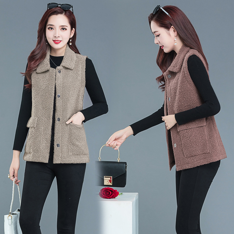 Mother's autumn mid-length lapel vest, women's clothing for middle-aged people in their forties and fifties, autumn and winter granular fleece warm vest Application Scenario