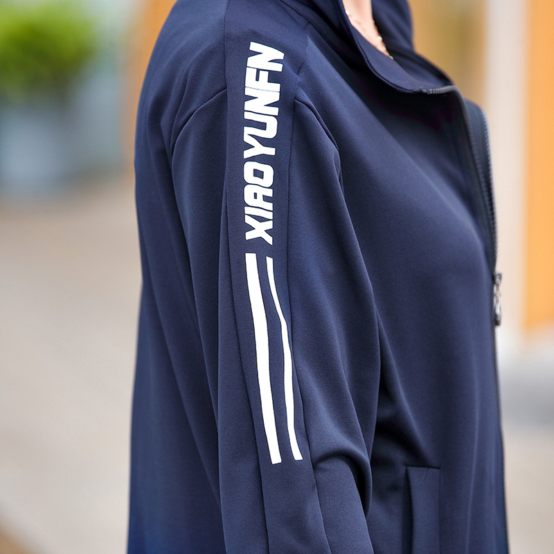 A new autumn collection of women's outerwear for middle-aged and elderly people, straight-leg pants, casual sportswear, and a three-piece set for large-sized moms Application Scenario