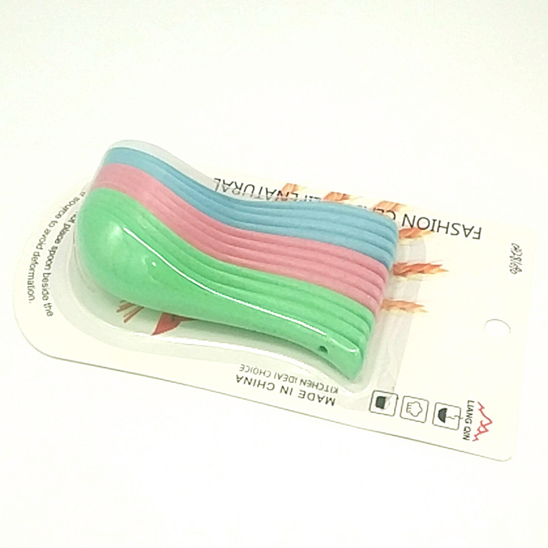 Sunshine Department Store 219-M12 Wheat Fragrance Spoon for household children and babies feeding. The wheat fragrance spoon is heat-insulating, shockproof and scald-proof Specification image
