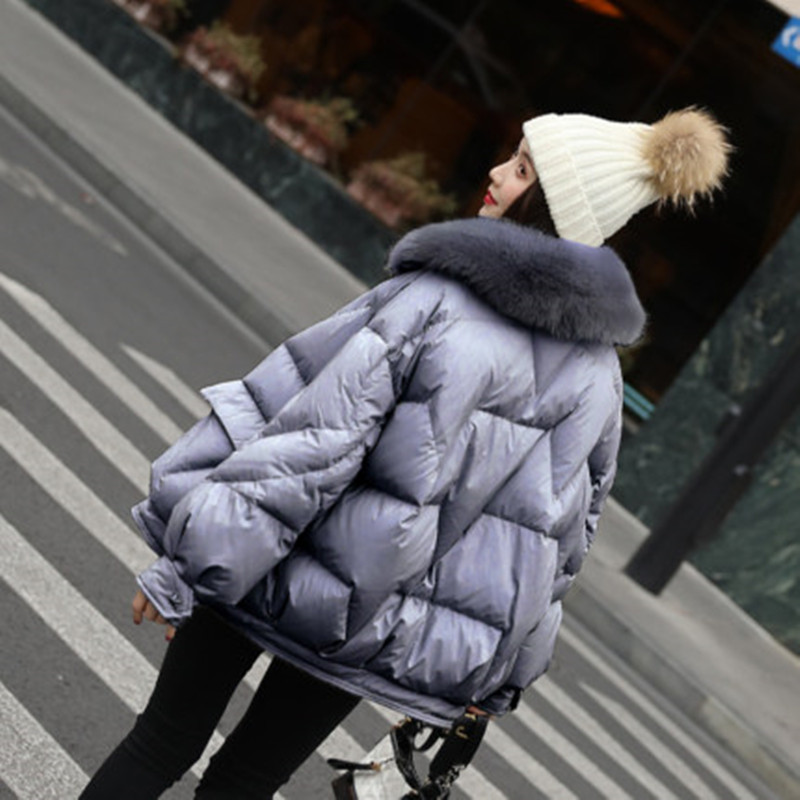 Down jacket for women, 2020 European winter collection, short, loose, fashionable and elegant. Petite, true fox fur collar. Off-season clearance Specification image