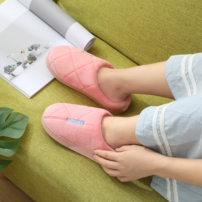 2020 New style cotton slippers for men, thick-soled for indoor warmth and anti-slip, home use, plush slippers for women and couples details Picture