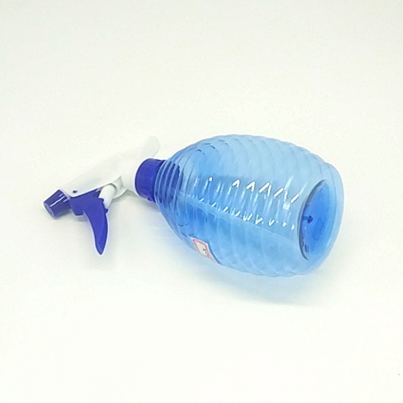 Sunshine Department Store 806 Small Spray Bottle, Flower Watering bottle, Spray bottle, Succulent Plant hand-pressed Spray bottle, flower watering spray bottle Application Scenario