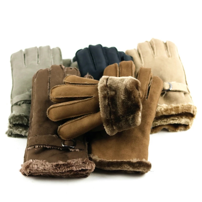 Factory direct sales of winter men's gloves, electric vehicle faux fur integrated, artificial wool with fleece and thickening, hot selling at street stalls details Picture