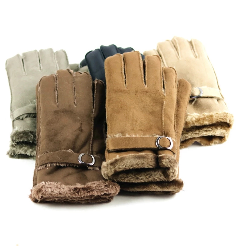 Factory direct sales of winter men's gloves, electric vehicle faux fur integrated, artificial wool with fleece and thickening, hot selling at street stalls full figure