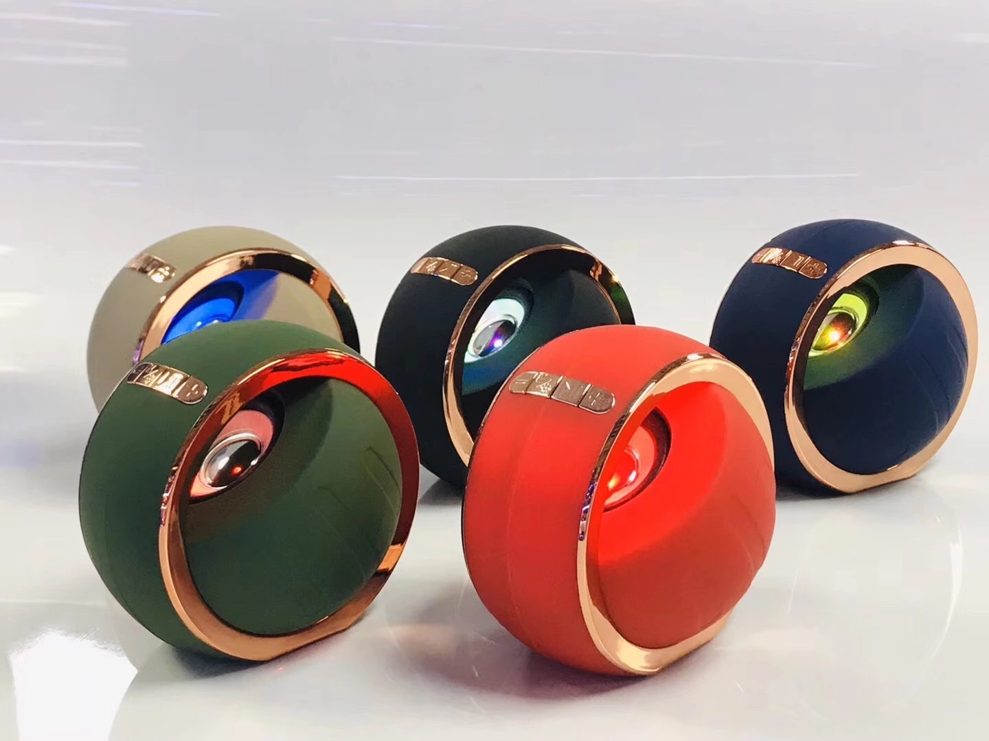 Cross-border exclusive 2022 New MS-33 wireless Bluetooth speaker, fashionable subwoofer, seven-color light speaker, EBAY Item Picture