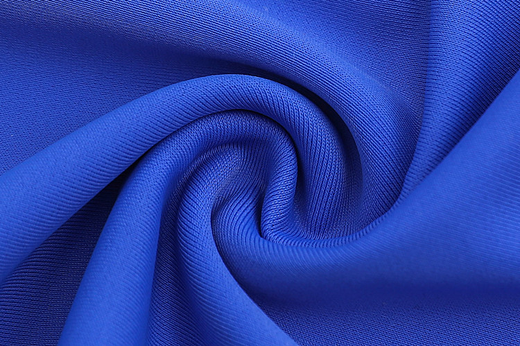 Men's beach jackets, surf jackets, men's jellyfish jackets, adult swimming sun protection jackets, jellyfish jackets for foreign trade Application Scenario