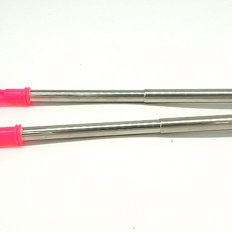 Sunshine Department Store's two-section stainless steel telescopic scratch-off back scratch-off device Application Scenario