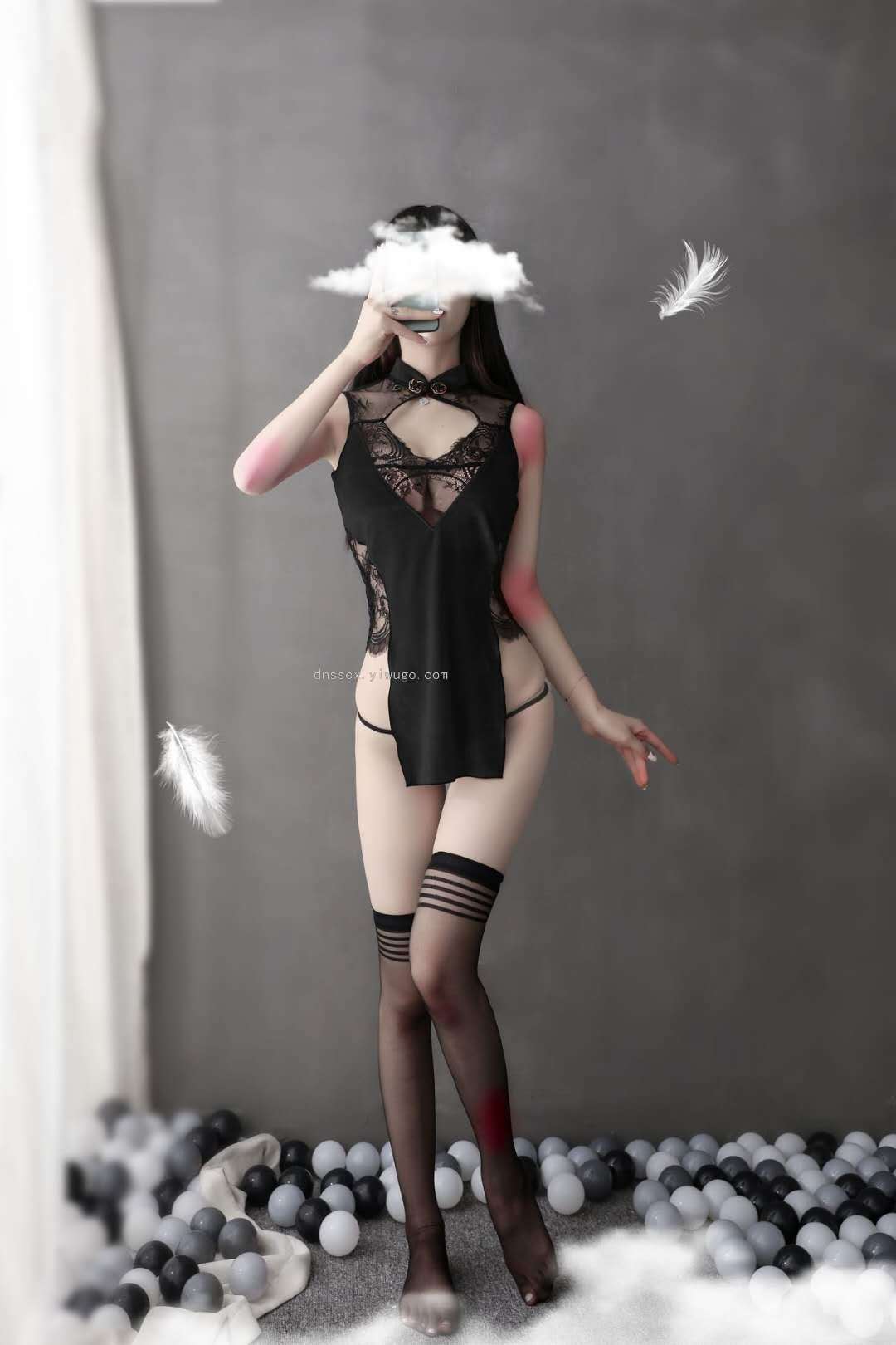 新款情趣内衣性感女佣吊带裙后背交叉女士套装骚气情趣睡衣