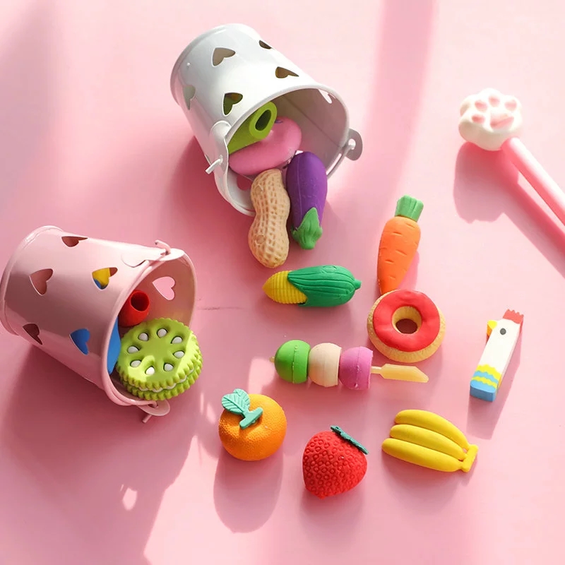Student eraser zipper bag animal fruit cake Christmas eraser wholesale Application Scenario