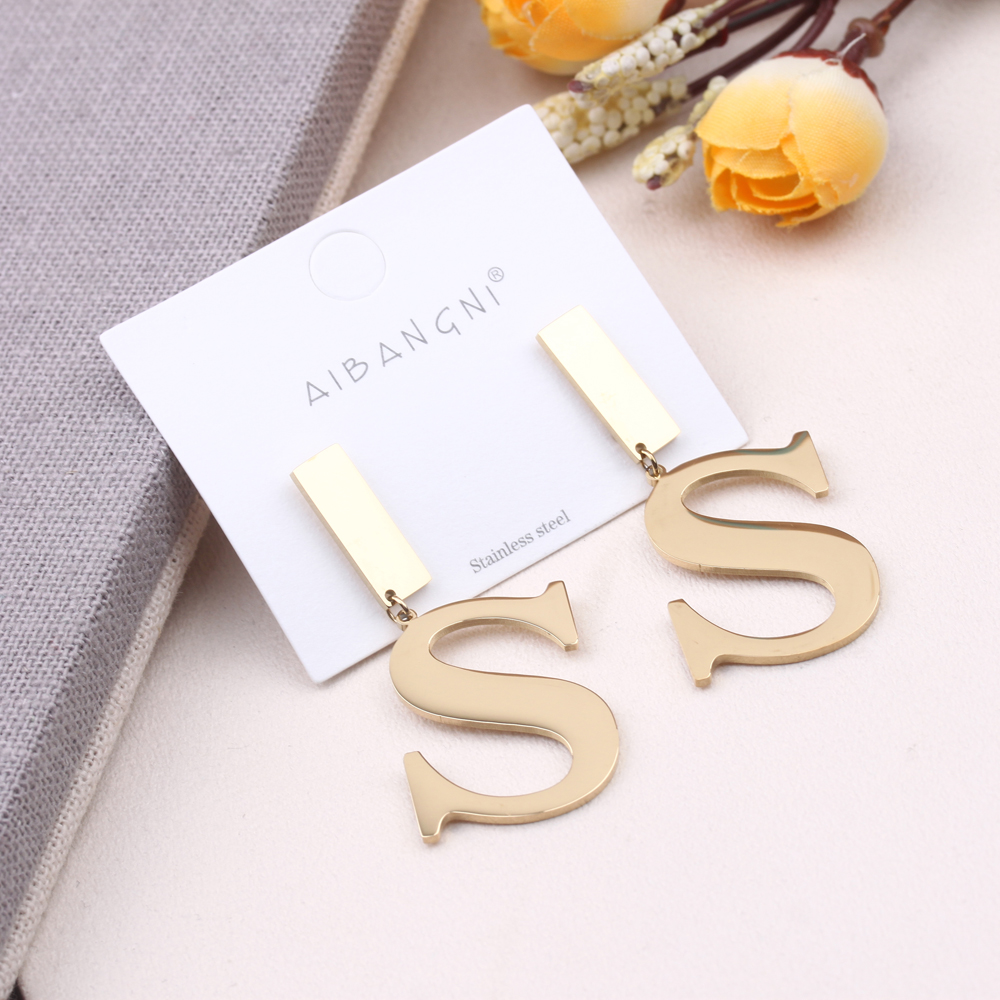 A new Korean style of stylish long titanium steel earrings, pendants, round stud earrings and tassel earrings details Picture
