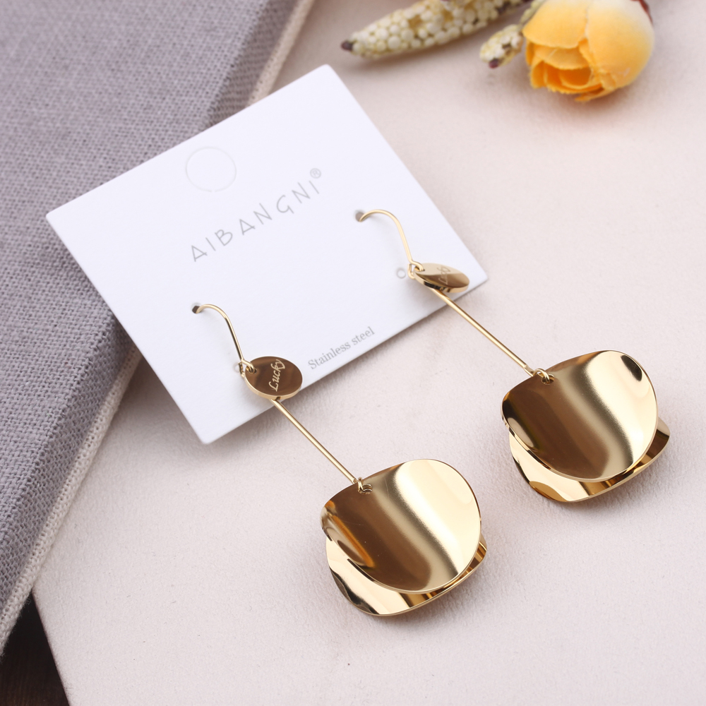 Boutique accessories, high-end earrings, trendy Korean style, internet-famous titanium steel earrings, tassel ear studs, long ear strings for women