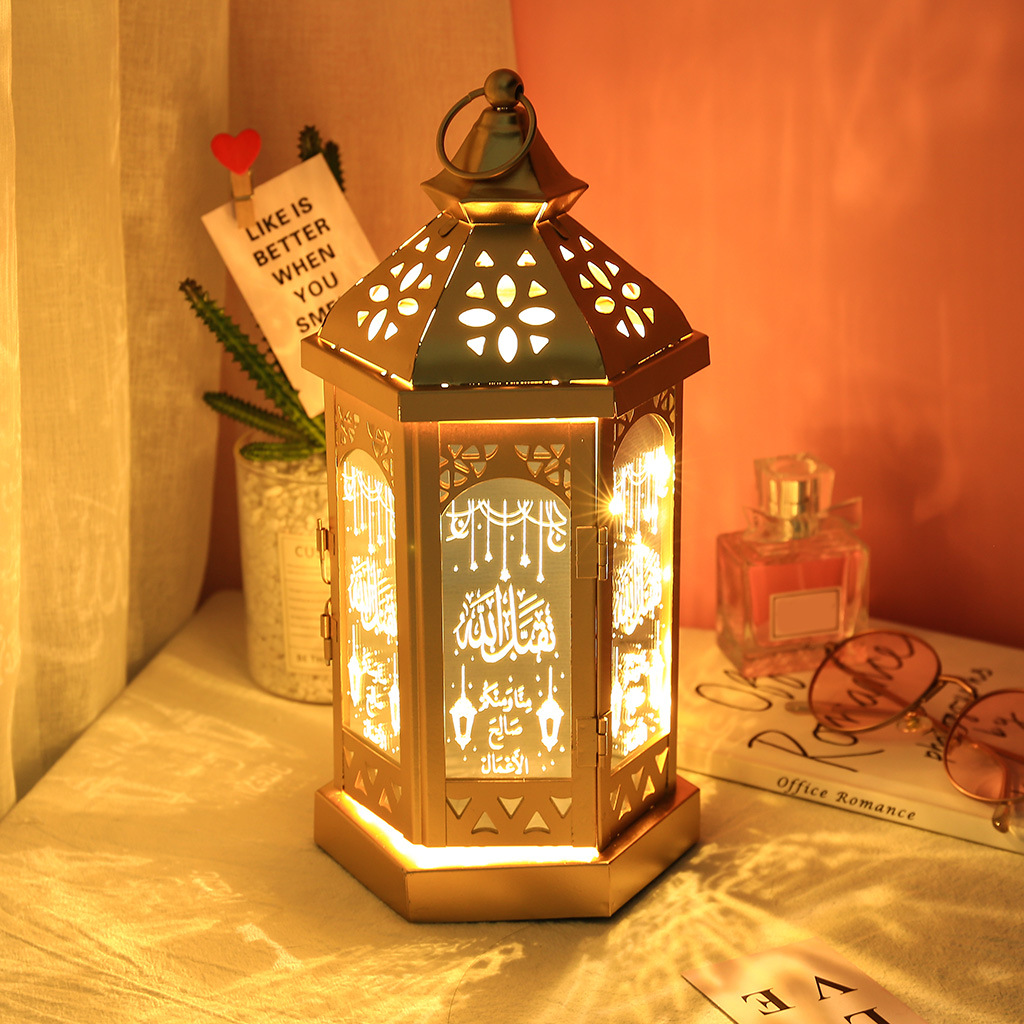 Ranadan Ramadan lantern, Eid al-Fitr ironwork metal display typhoon lantern handicraft, Arab lantern Application Scenario
