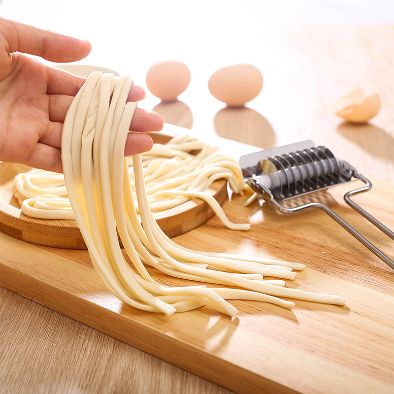 Multi-functional noodle cutter, household stainless steel noodle cutter, household handmade noodle maker, kitchen small tool Specification image