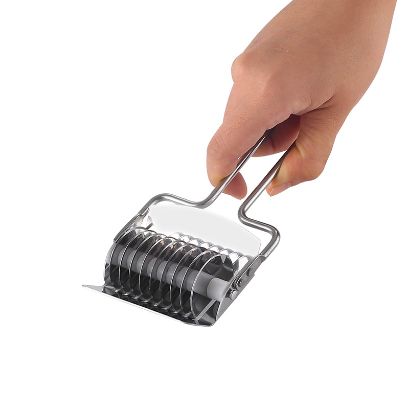 Multi-functional noodle cutter, household stainless steel noodle cutter, household handmade noodle maker, kitchen small tool details Picture