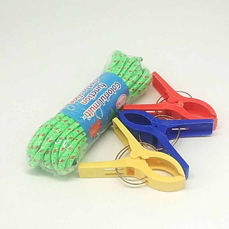 Sunshine Department Store Windproof and anti-slip clothes drying rope, portable nylon hanging rope for outdoor use, 3 pieces clips Application Scenario