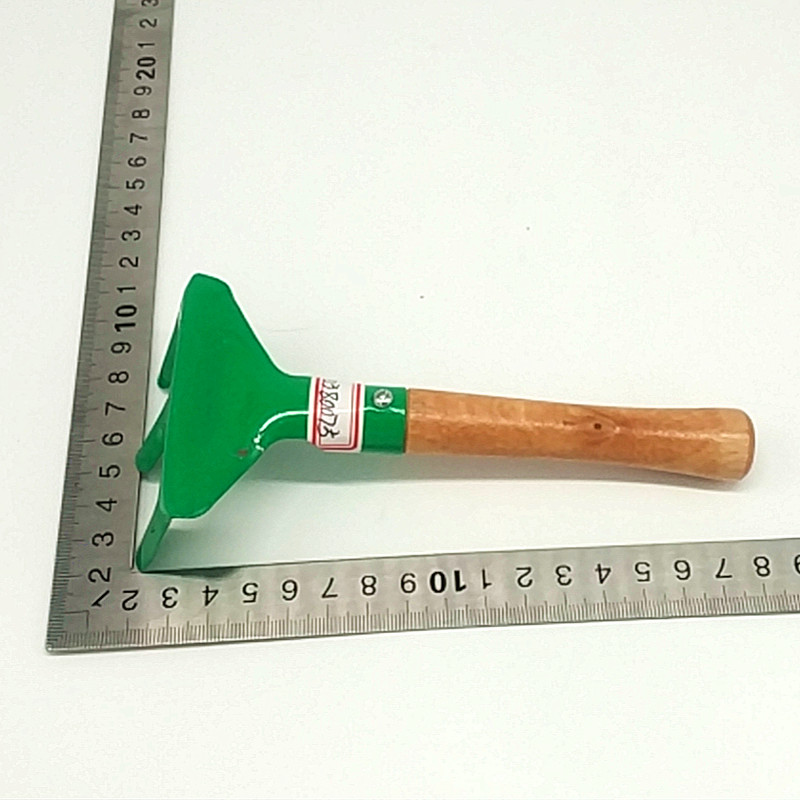 Sunshine Department Store Garden rakes, three-toothed rakes, garden tools, gardening tools, green wooden handle rakes Item Picture