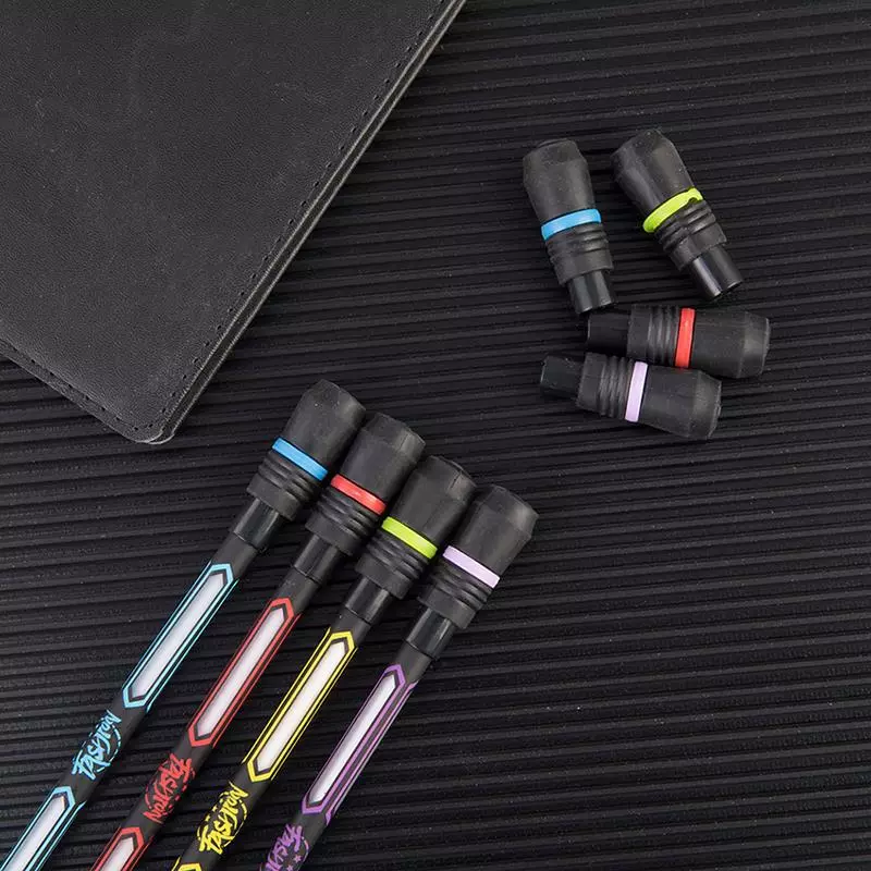 The new type of spinning pen, a steel ball spinning pen for primary and secondary school students, a pressure-reducing spinning pen, a beginner's competition spinning pen for writing, is selling well Specification drawing