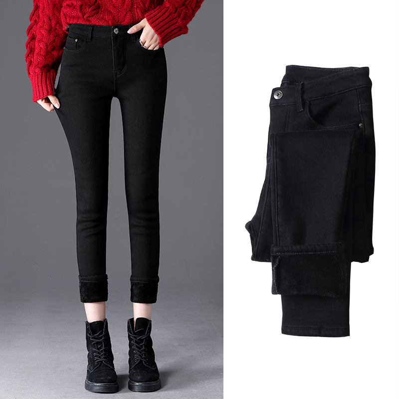 High-waisted jeans for women with petite feet in autumn 2019, with fleece for slimming and black for height-increasing tight-fitting women in winter details Picture