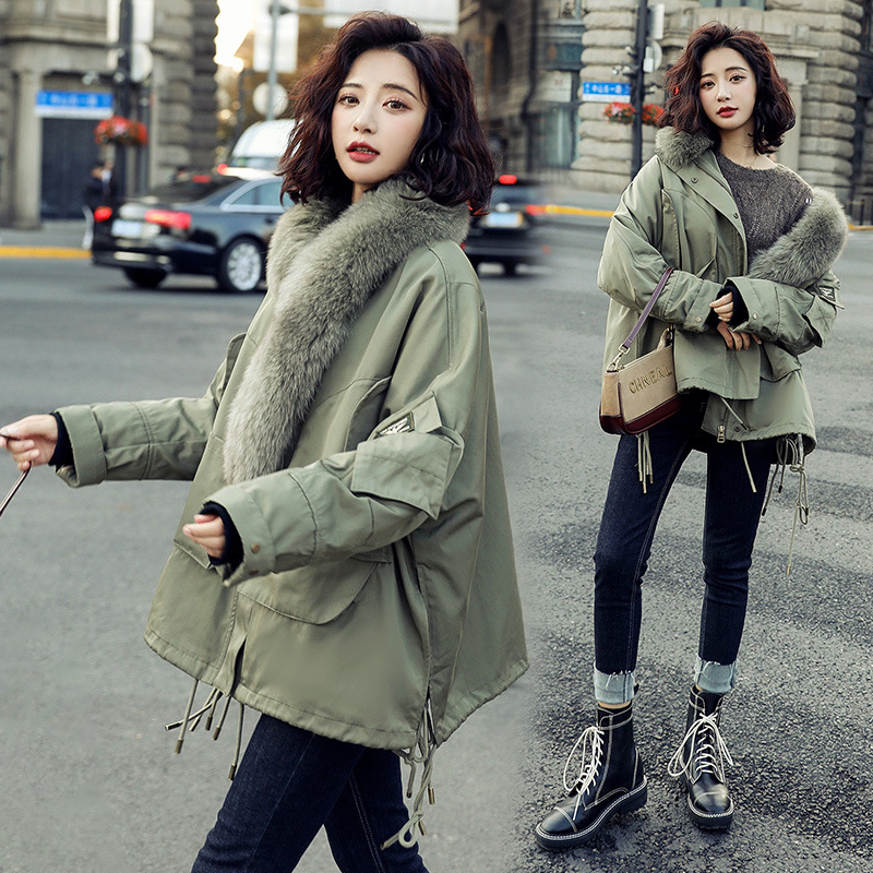 A loose 2020 new winter coat for women in Korean style, with fleece and thickening, a short and eye-catching cotton-padded jacket Specification image