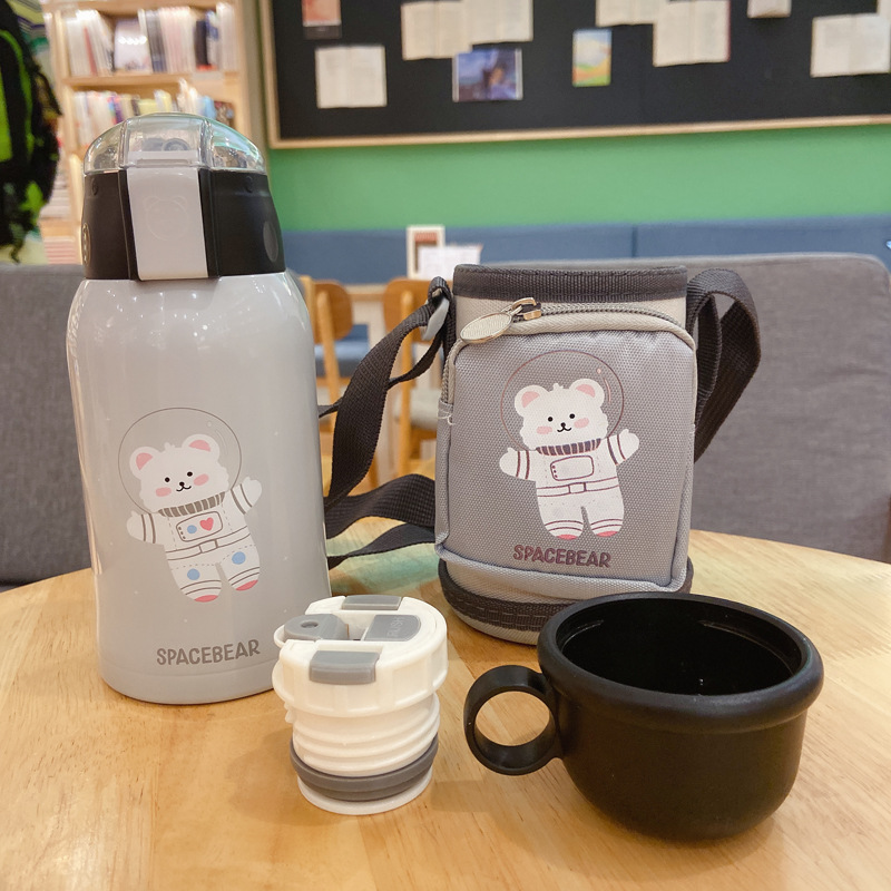 316 Smart Thermos Cup Temperature Display Straw Cup Large Capacity Water Cup Children's Cartoon Cup Can Be Customized Hair Application Scenario