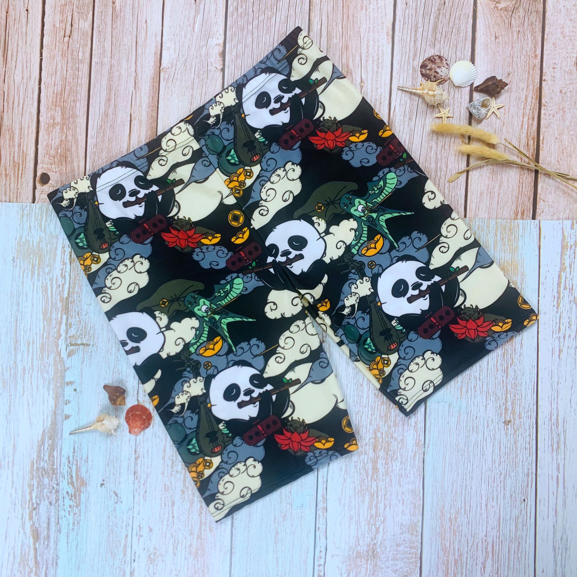 Manufacturers wholesale 2020 men fat men size men anti embarrassing printing fabric five minute swim trunks