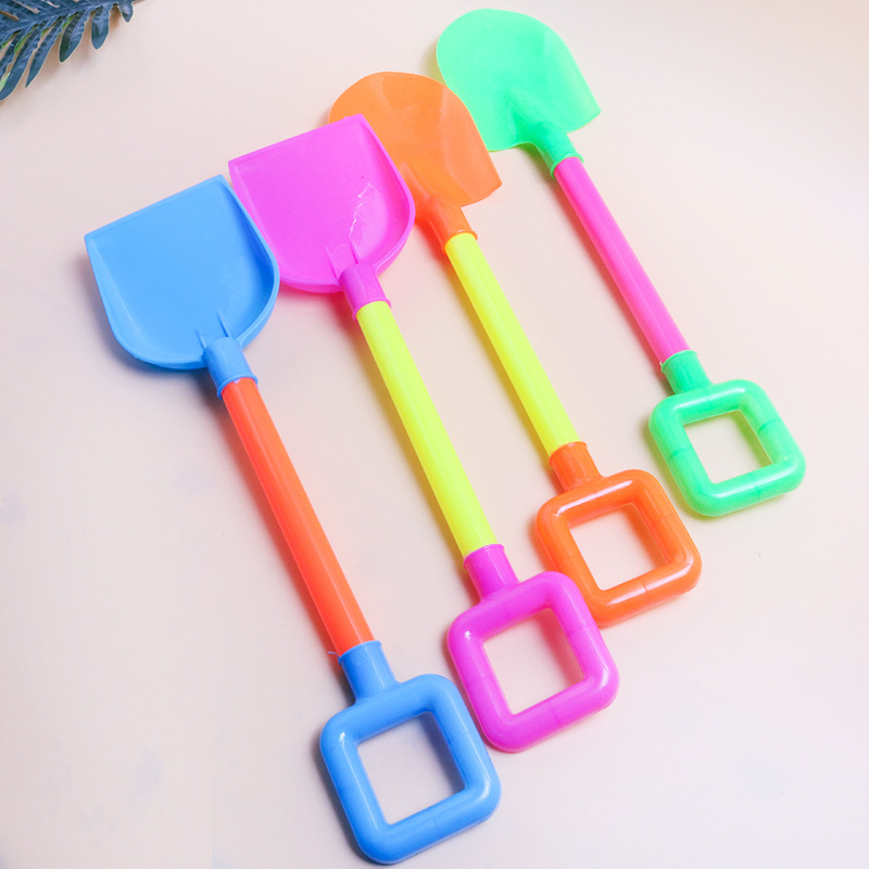 Factory direct sales of beach shovels, children's summer water play toys, shovels for sand play, stainless steel rod plastic beach shovel sets Application Scenario