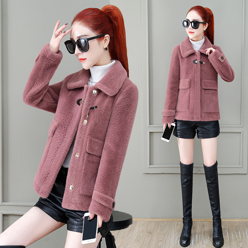 A short tweed coat for women, 2020 winter new style, fashionable and trendy for petite people, imitation mink woolen overcoat