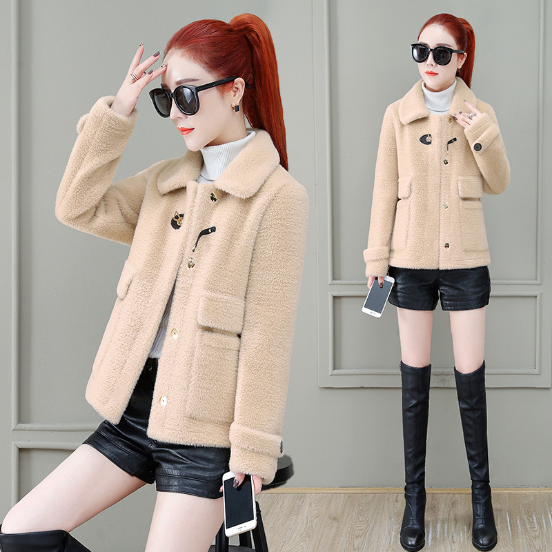 A short tweed coat for women, 2020 winter new style, fashionable and trendy for petite people, imitation mink woolen overcoat Application Scenario