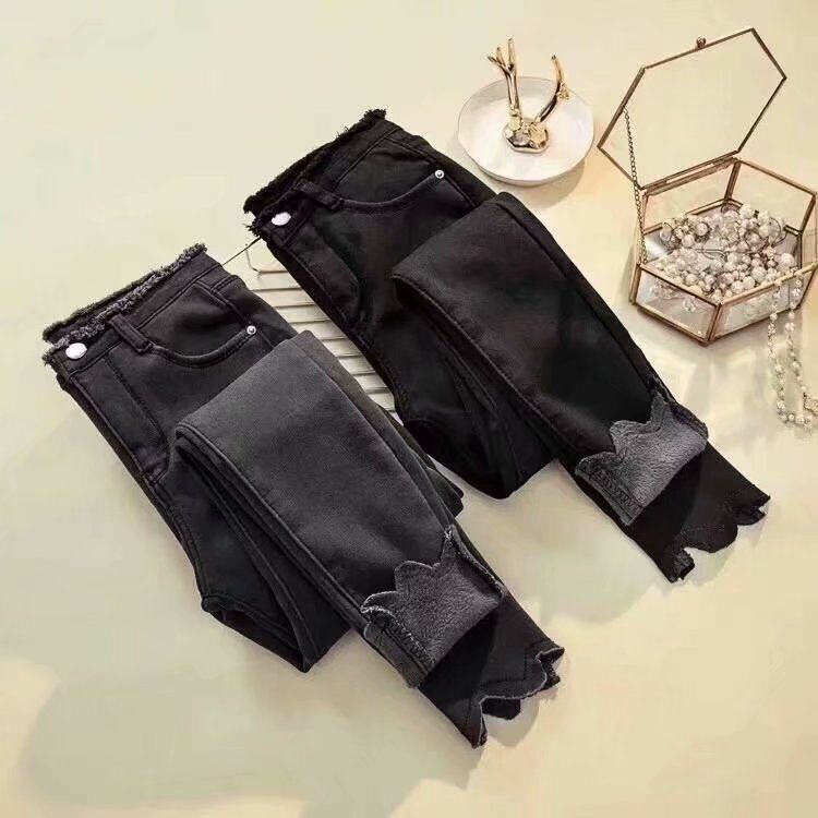 Women's autumn and winter jeans with fleece 2020 new style, high-waisted, slimming straight-leg, small-footed pencil 9-inch pants Application Scenario