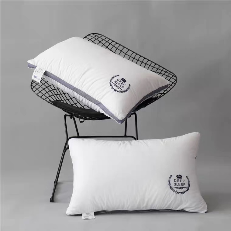 All-cotton feather and velvet pillow core embroidery single-person student pillow embroidery washable high-end feather and velvet pillow Application Scenario