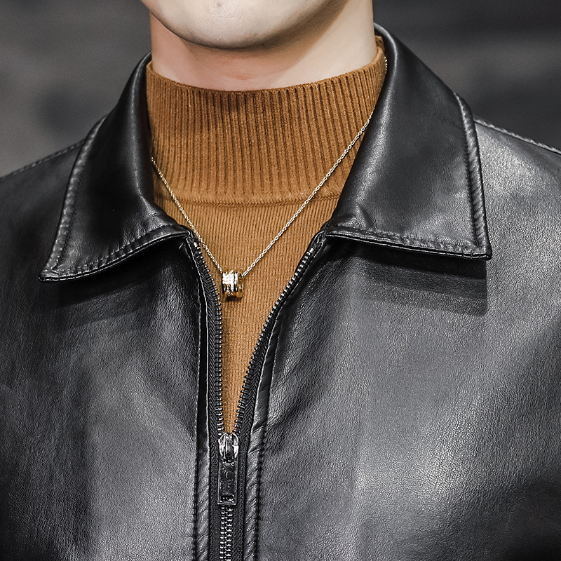 A trendy, slimming and stylish short motorcycle jacket for men in Korean style, a new winter suit collar men's leather jacket Application Scenario