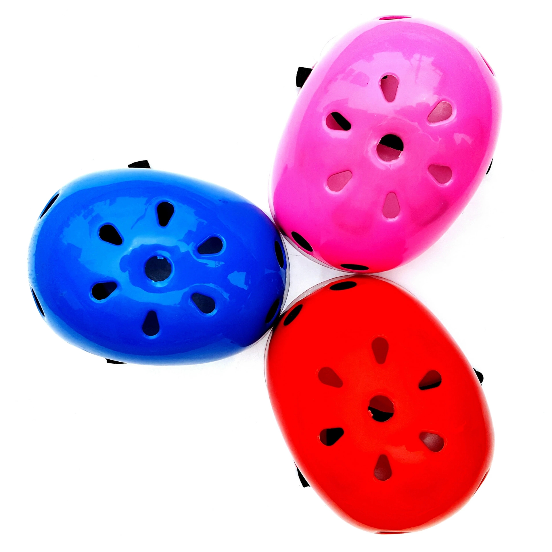 Factory direct sales of children's A3 model plum blossom helmets, roller skates, children's sports and outdoor cycling equipment are selling well at street stalls full figure