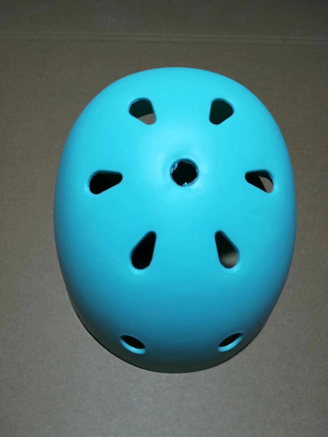 Factory direct sales of children's A3 model plum blossom helmets, roller skates, children's sports and outdoor cycling equipment are selling well at street stalls details Picture