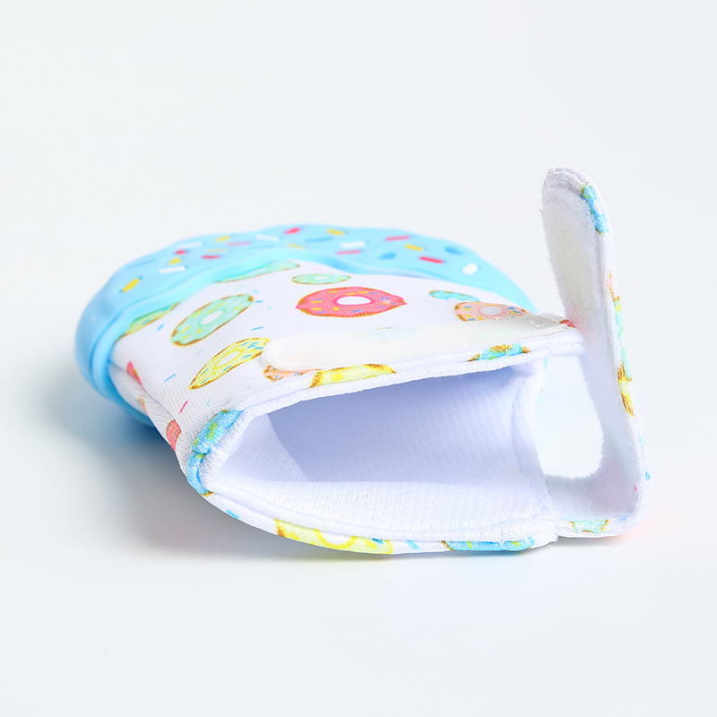 Amazon's best-selling baby silicone teething gloves, baby cartoon teething toys, children's silicone toys, baby products Application Scenario