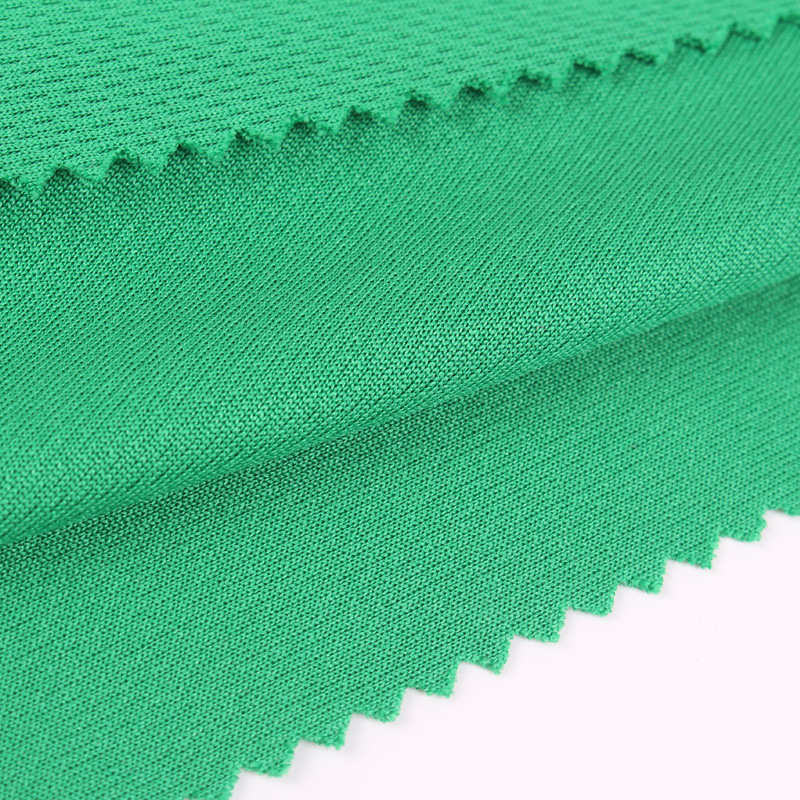 We offer a large supply of weft knitted bird's eye fabric, quick-drying all-polyester double-sided tight sportswear and elastic swimming suit fabric Application Scenario