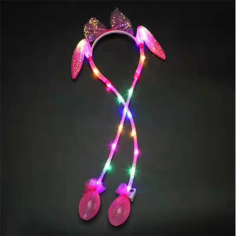 The cute rabbit headband and hairband of Douyin's style, the rabbit-shaped hair clip that moves when pinched, and the popular rabbit ear hairband details Picture