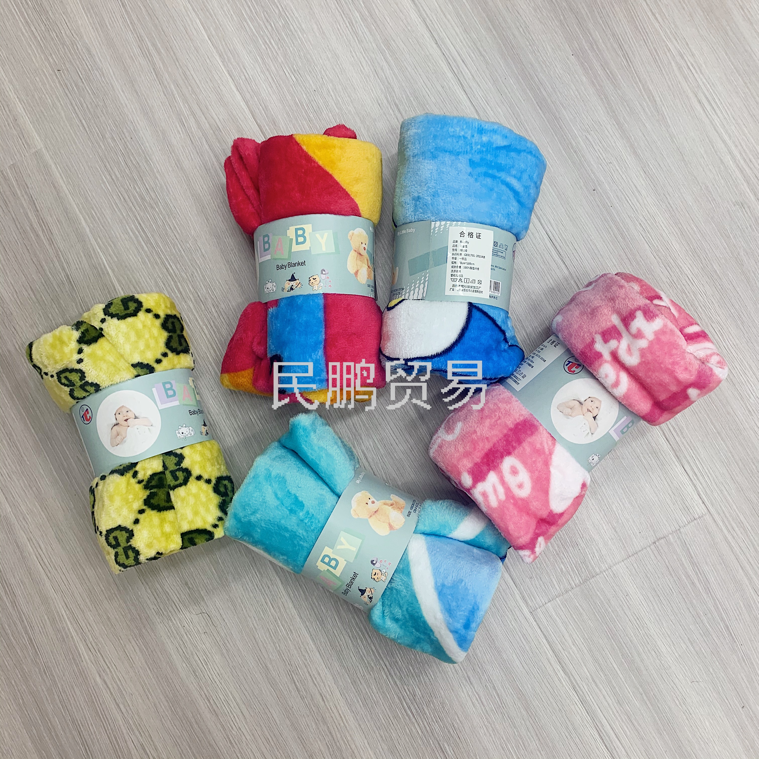 Flannel 70X100cm blanket cover for both children and adults, super soft, mixed color and pattern, super low price