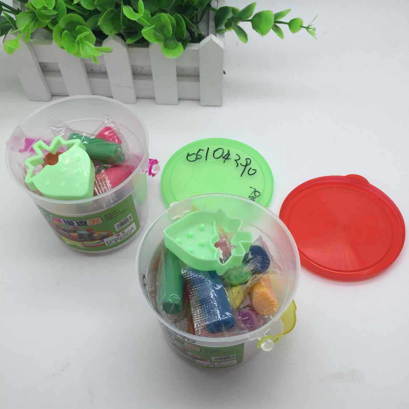 Yiwu wholesale children's educational colored plasticine 2-yuan store, large cylindrical colored plasticine manufacturer wholesale large quantity in stock Specification image
