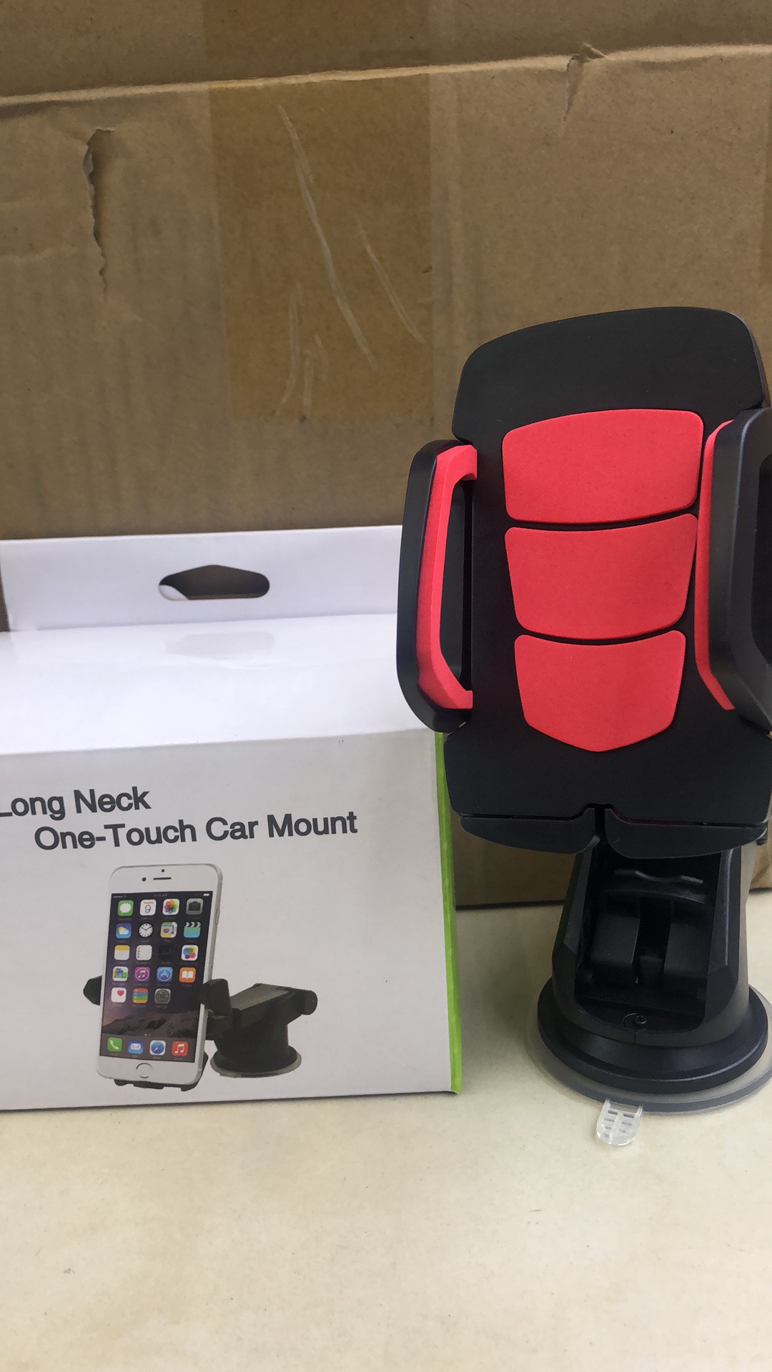 多功能车载懒人手机支架 盾牌伸缩杆汽车仪表台吸盘出风口支架