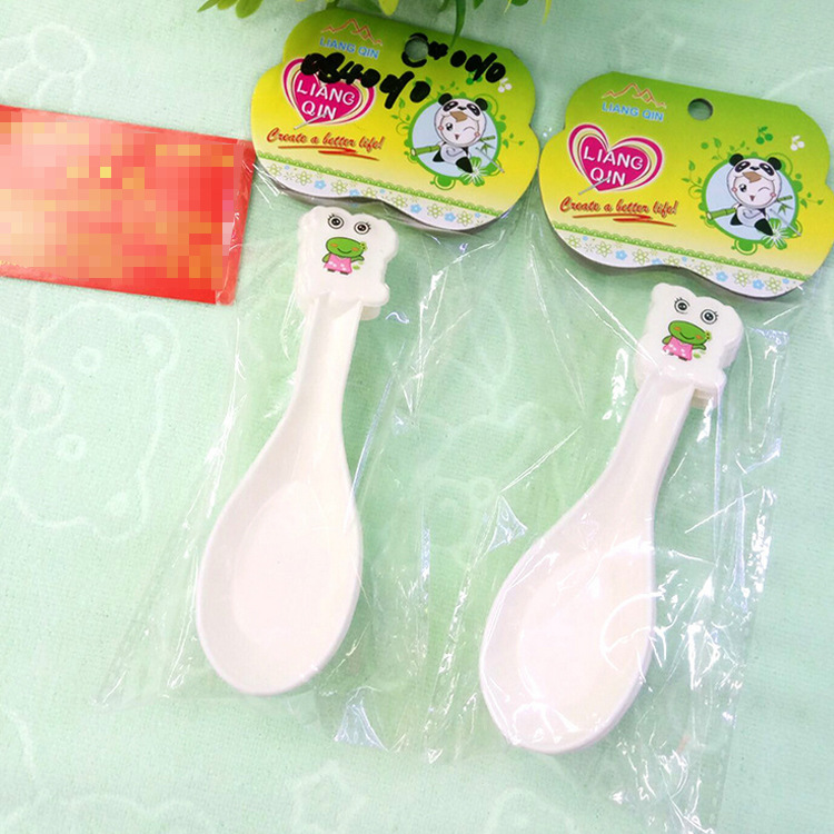 5 fashionable, cute and creative frog spoons, multi-functional plastic rice serving spoons, rice serving leaf spoons, factory direct sales Application Scenario