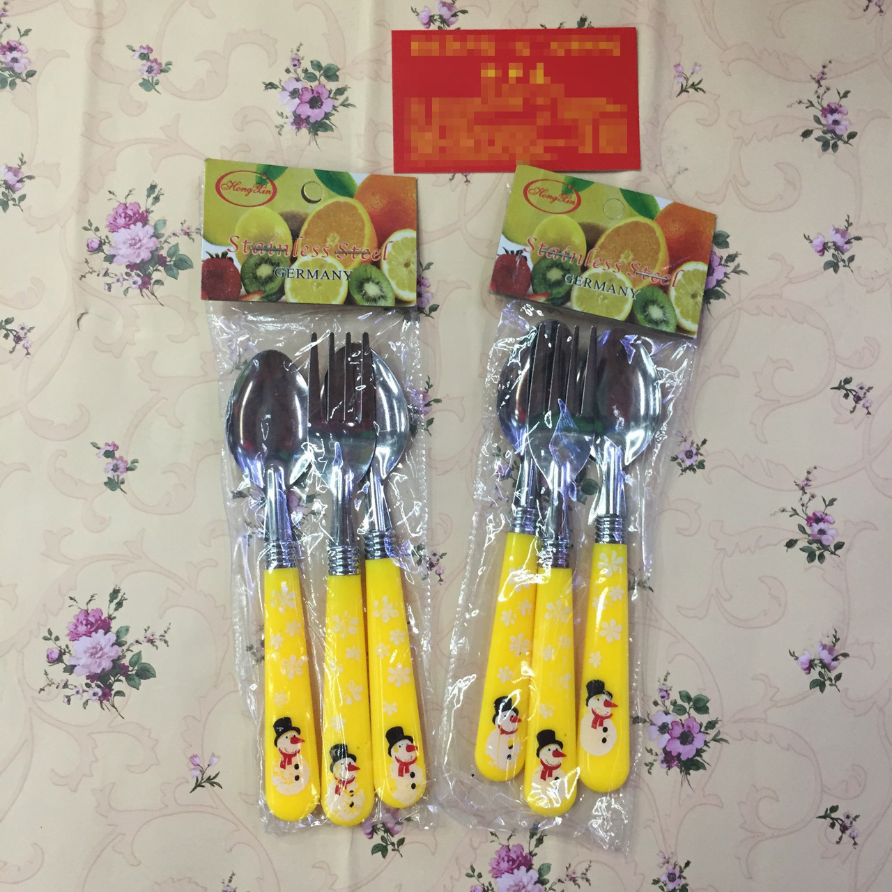 Factory direct sales of children's stainless steel card head spoons, knives, forks, water-throwing process Western three-piece home tableware wholesale Application Scenario