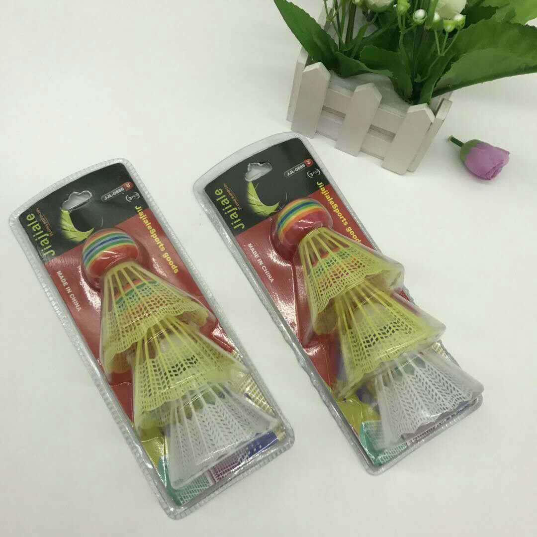 Wholesale of 3 EVA rainbow badminton balls with nylon plastic wool transparent packaging for indoor and outdoor entertainment Specification image
