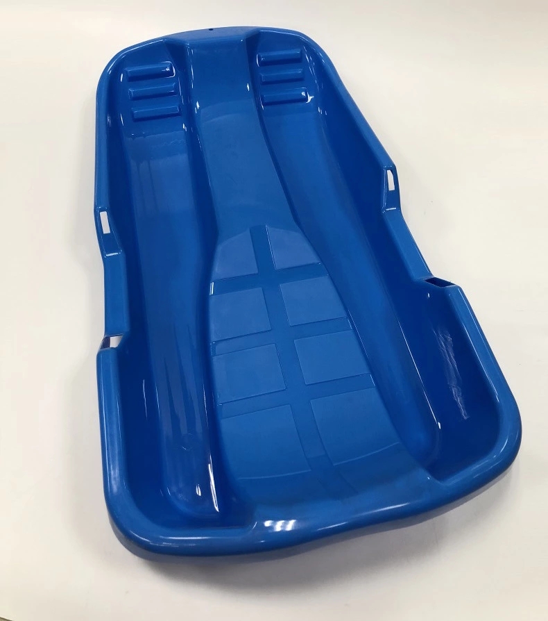 New plastic extended and thickened skis, children and adults, sand skis, single and double skis, grass skis, snowmobiles and sleds Application Scenario