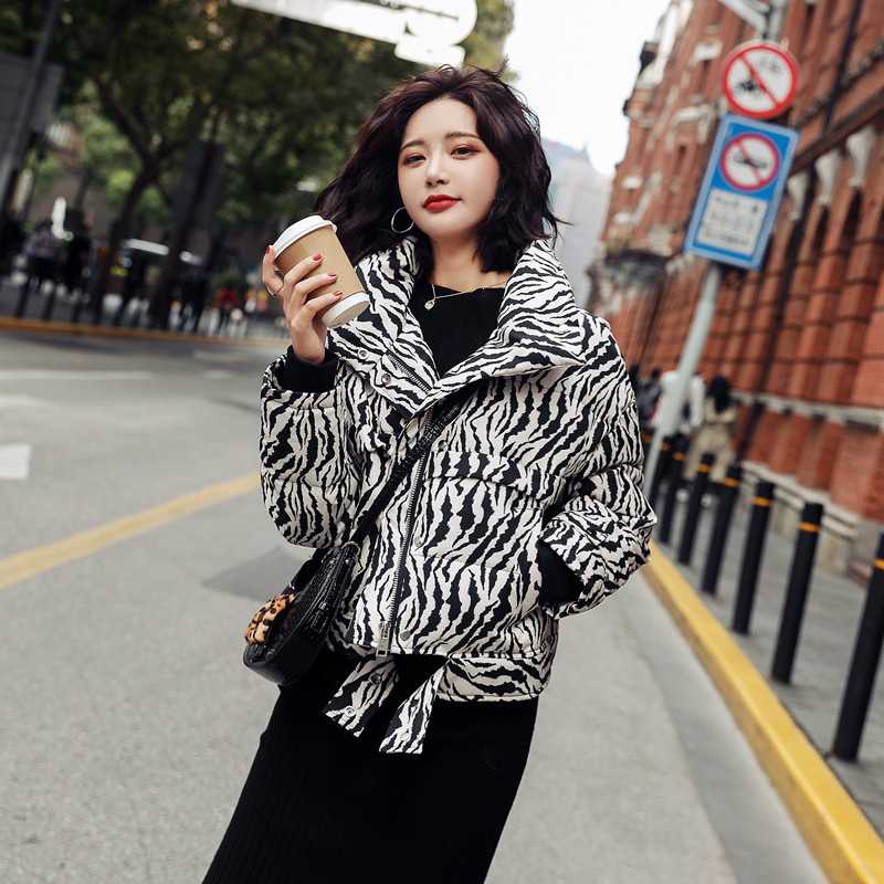 New winter down jacket for women, thickened hooded women's down jacket and women's coat details Picture