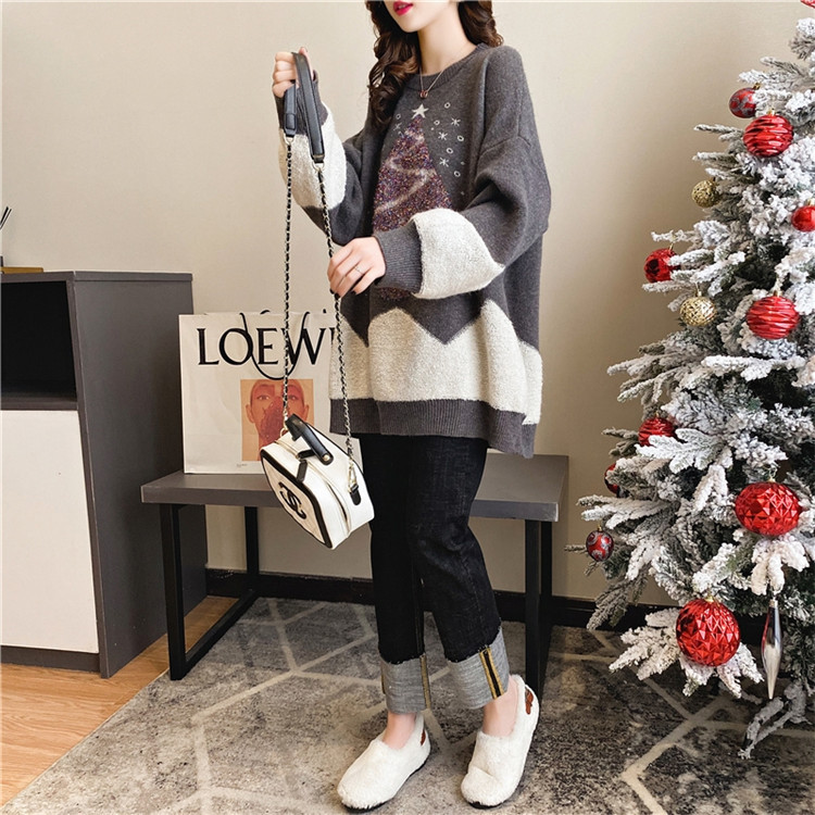 New loose and laid-back style sweater for women in the 2020 autumn and winter, featuring a Korean-style round-neck shiny silk Christmas tree thickened knitted top Specification image