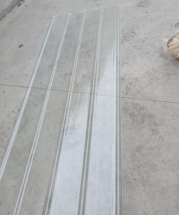 厂家直销玻璃钢平板 采光板 屋面透明瓦楞板 防腐蚀耐老化详情图5