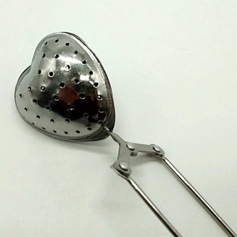 Sunshine Department Store BS-8003 Suction Card heart-shaped clip Flavor Treasure Tea filter, soup seasoning packet, marinade filter ball Item Picture