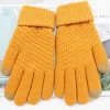 Wholesale of new men's and women's fleece gloves, autumn and winter cold-proof and warm knitted gloves, touch screen woolen gloves Application Scenario