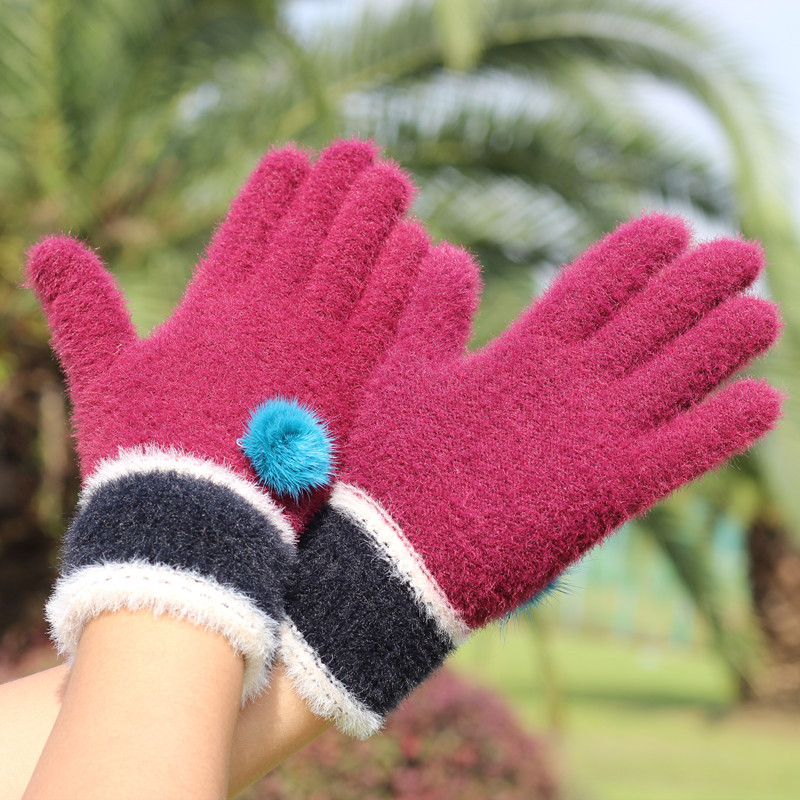 New Women's Warm Velvet Gloves Winter Hairball Winter Electric Car Gloves Imitation Mink Hair Gloves Wholesale details Picture